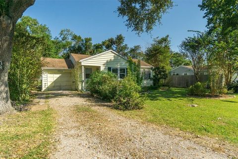 A home in La Marque