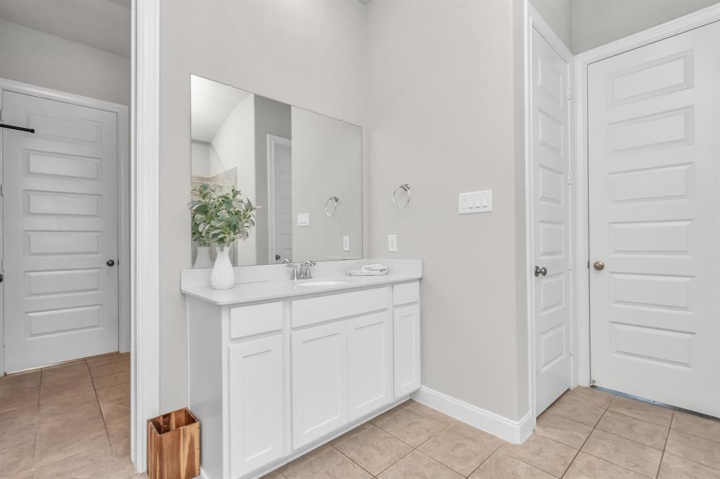 19815 Mountain Vista Drive, Cypress, Texas image 33