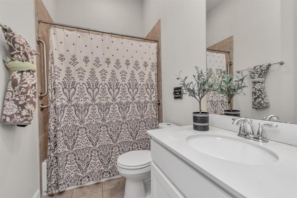 19815 Mountain Vista Drive, Cypress, Texas image 38