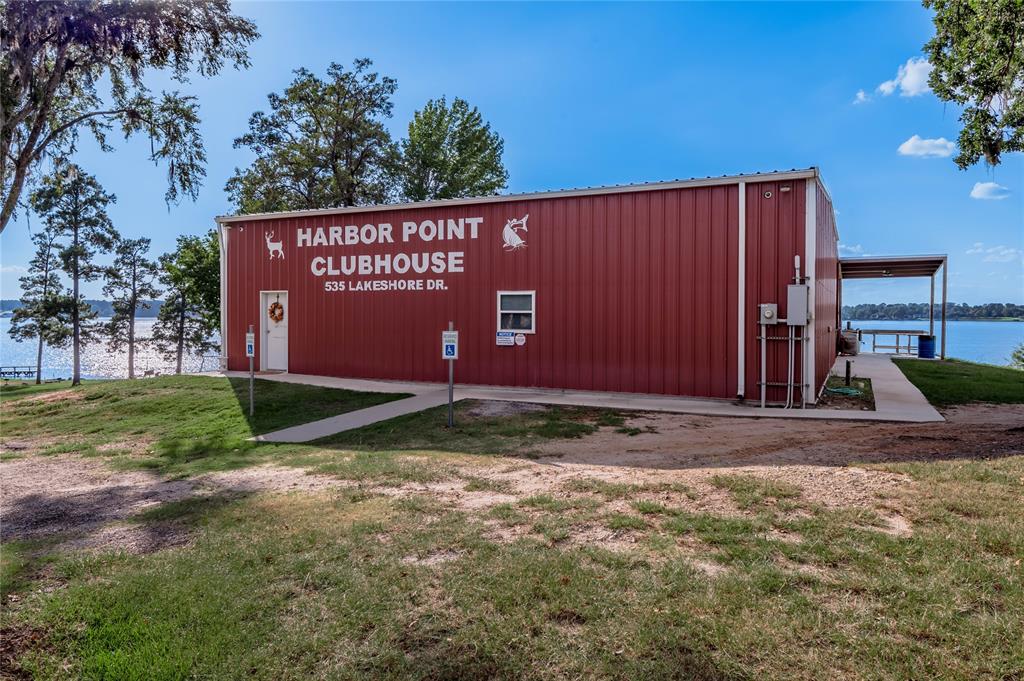 844 Harbor Point Drive, Trinity, Texas image 29