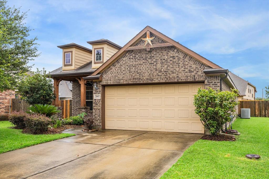 2867 Suncreek Lane, Dickinson, Texas image 2