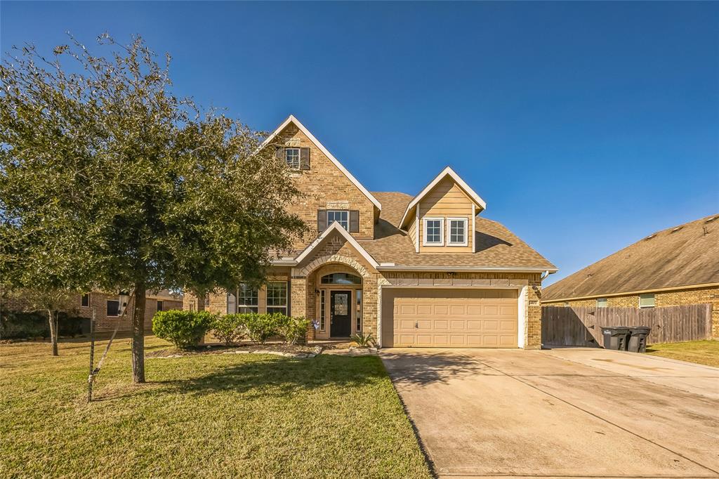 4107 Cypress Point Drive, Baytown, Texas image 3