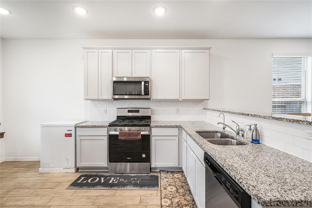 23003 Bright Light Lane, Katy, Texas image 9