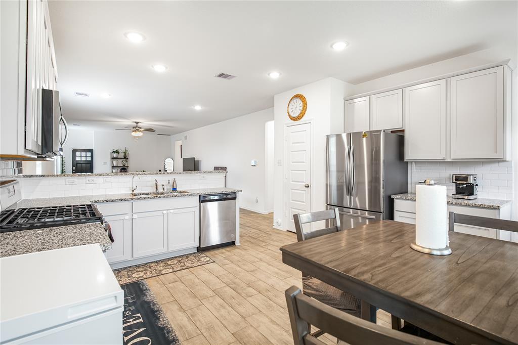 23003 Bright Light Lane, Katy, Texas image 10