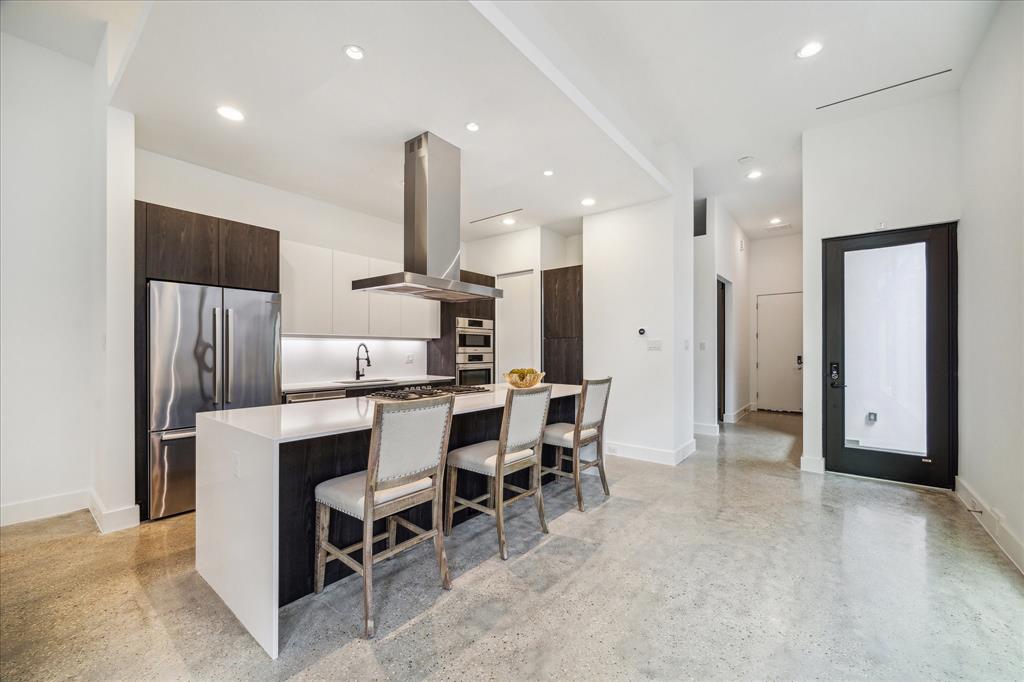 2014 Colquitt, Houston, Texas image 3