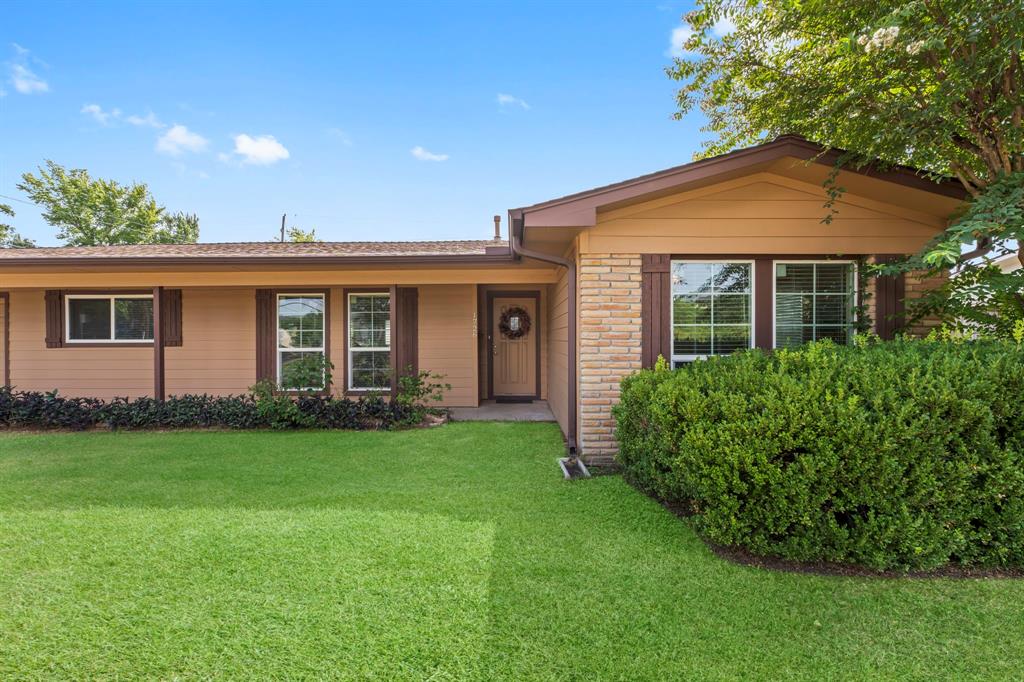1726 Wycliffe Drive