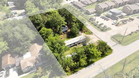 307 Pine Lane Crosby TX 77532