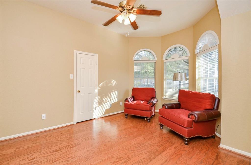 4606 Russett Lane, Sugar Land, Texas image 8