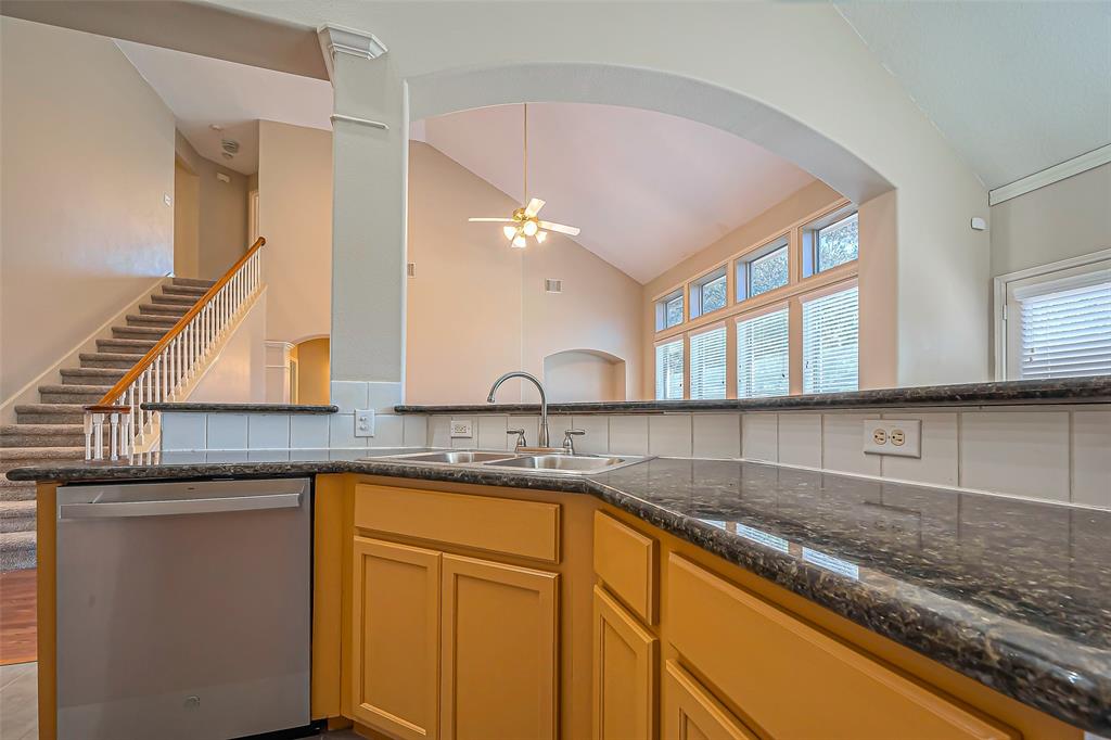 6227 Morgan Canyon Court, Katy, Texas image 18