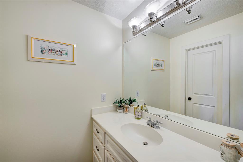 4617 Oakdale Street, Bellaire, Texas image 25
