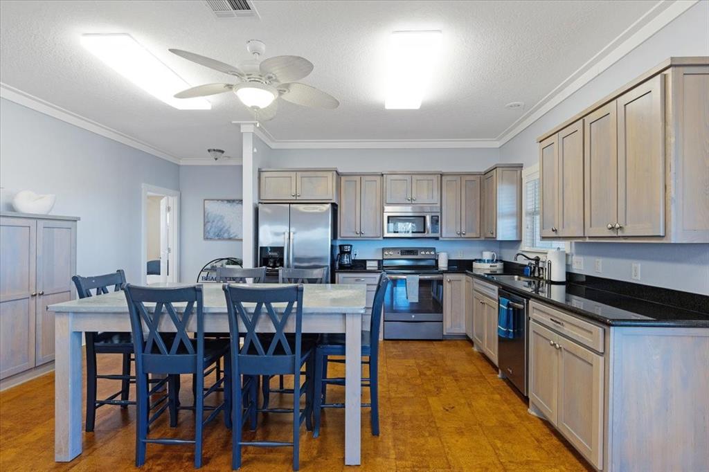 874 Mr G Drive, Crystal Beach, Texas image 8