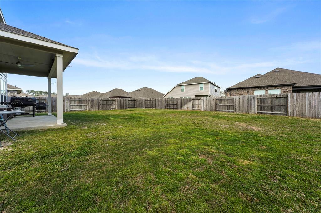 18931 Via Flora Drive Drive, New Caney, Texas image 20