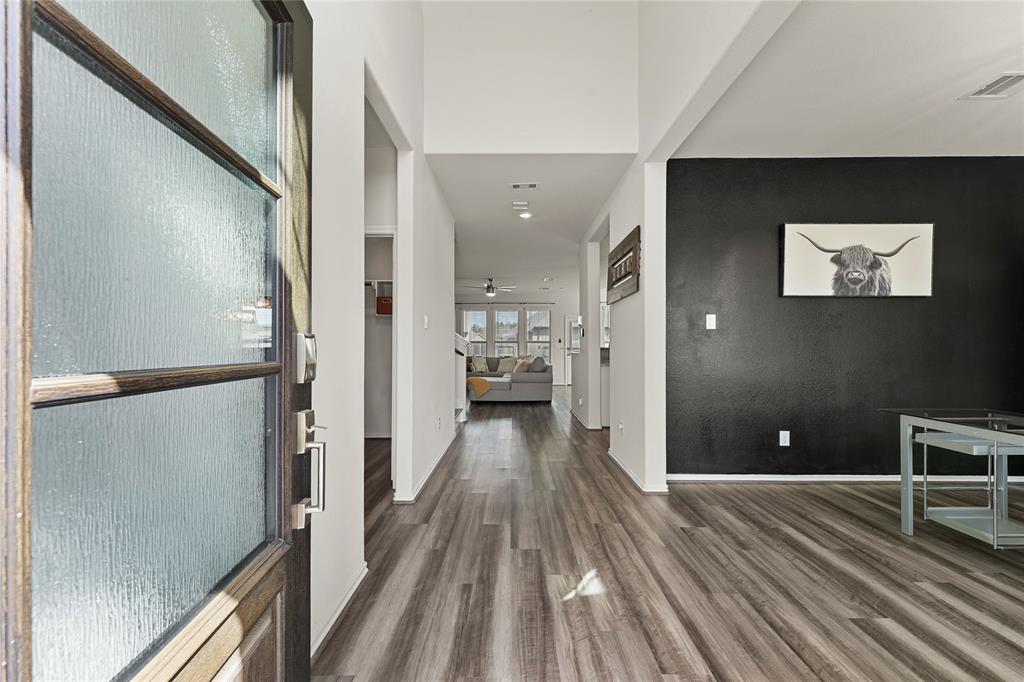 18931 Via Flora Drive Drive, New Caney, Texas image 3