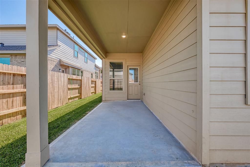 12211 Carling Straight Drive, Humble, Texas image 39