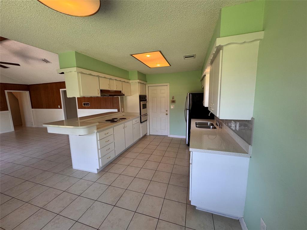 8211 Gulfwood Lane, Houston, Texas image 5