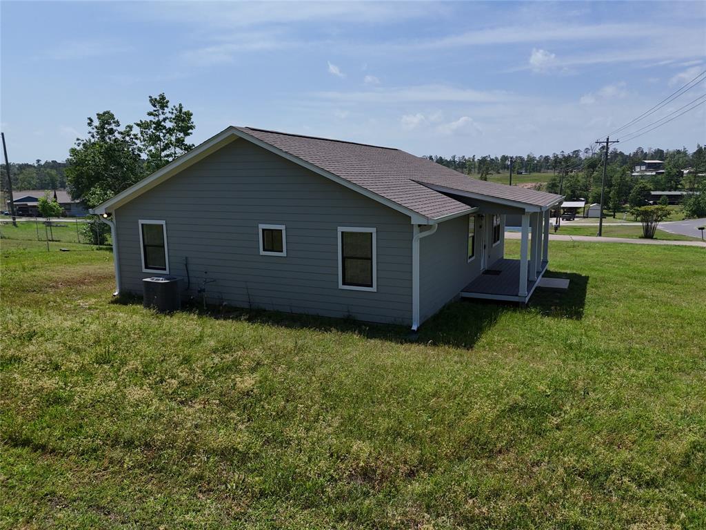 646 Yaupon Cove Drive, Onalaska, Texas image 17