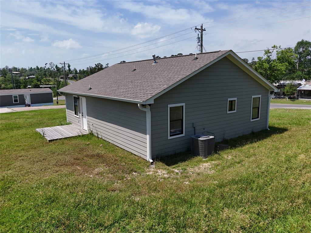 646 Yaupon Cove Drive, Onalaska, Texas image 16