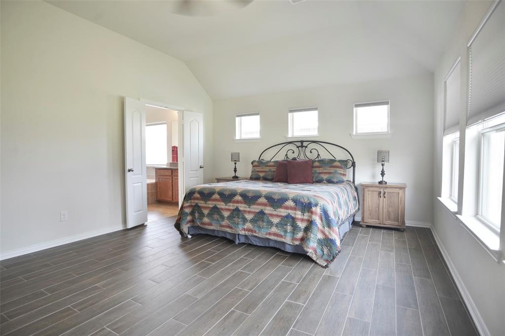 12421 Berberry Drive, Texas City, Texas image 16