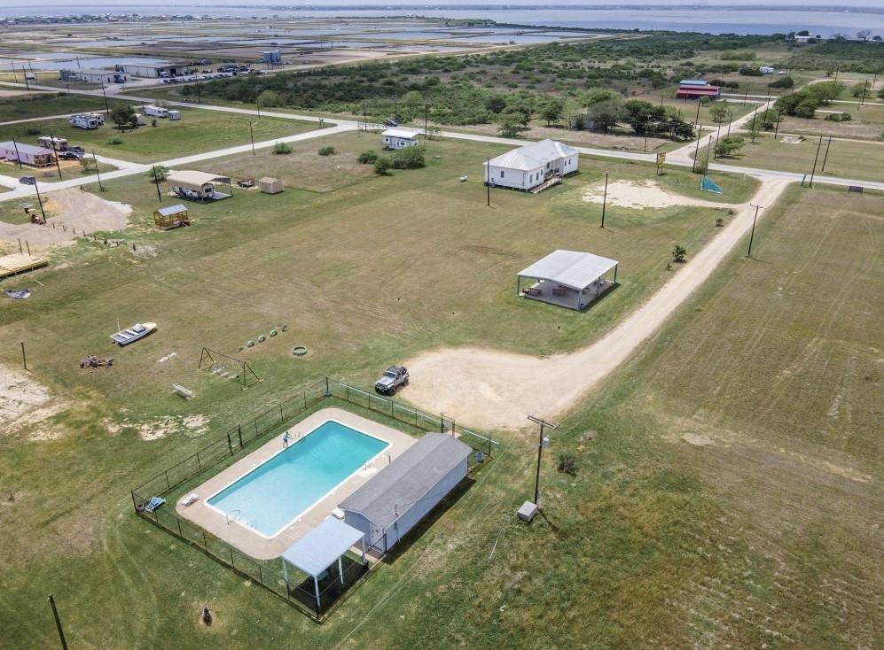 380 Clam Drive, Palacios, Texas image 5