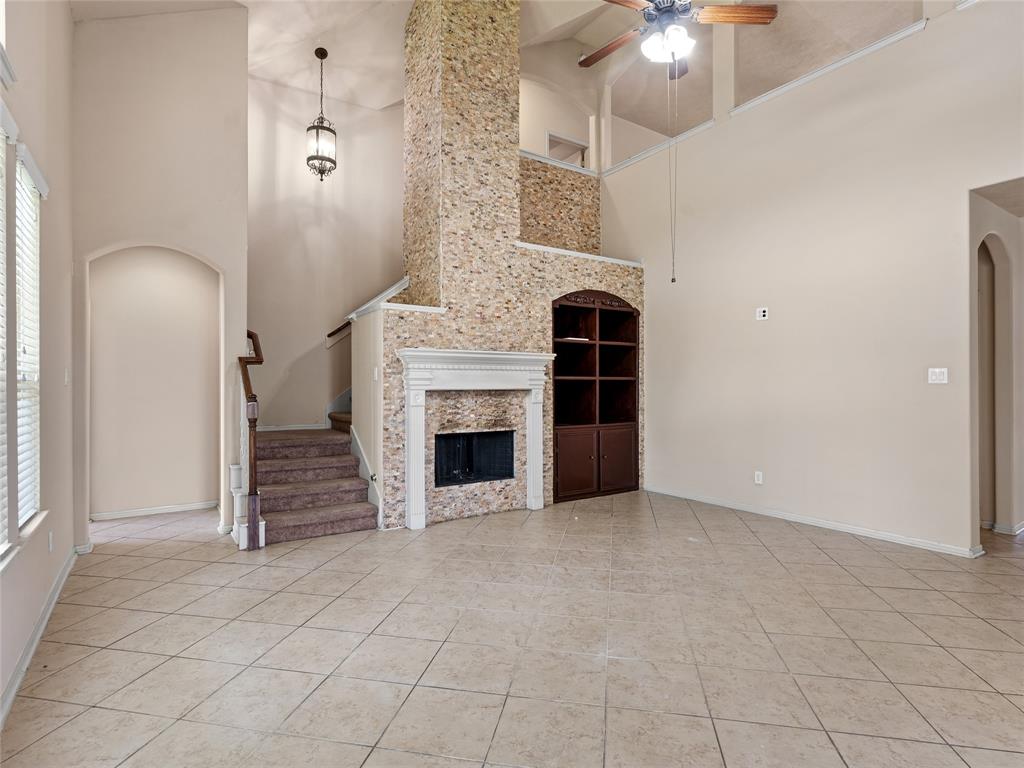 2513 Crestmoon Court, Houston, Texas image 17