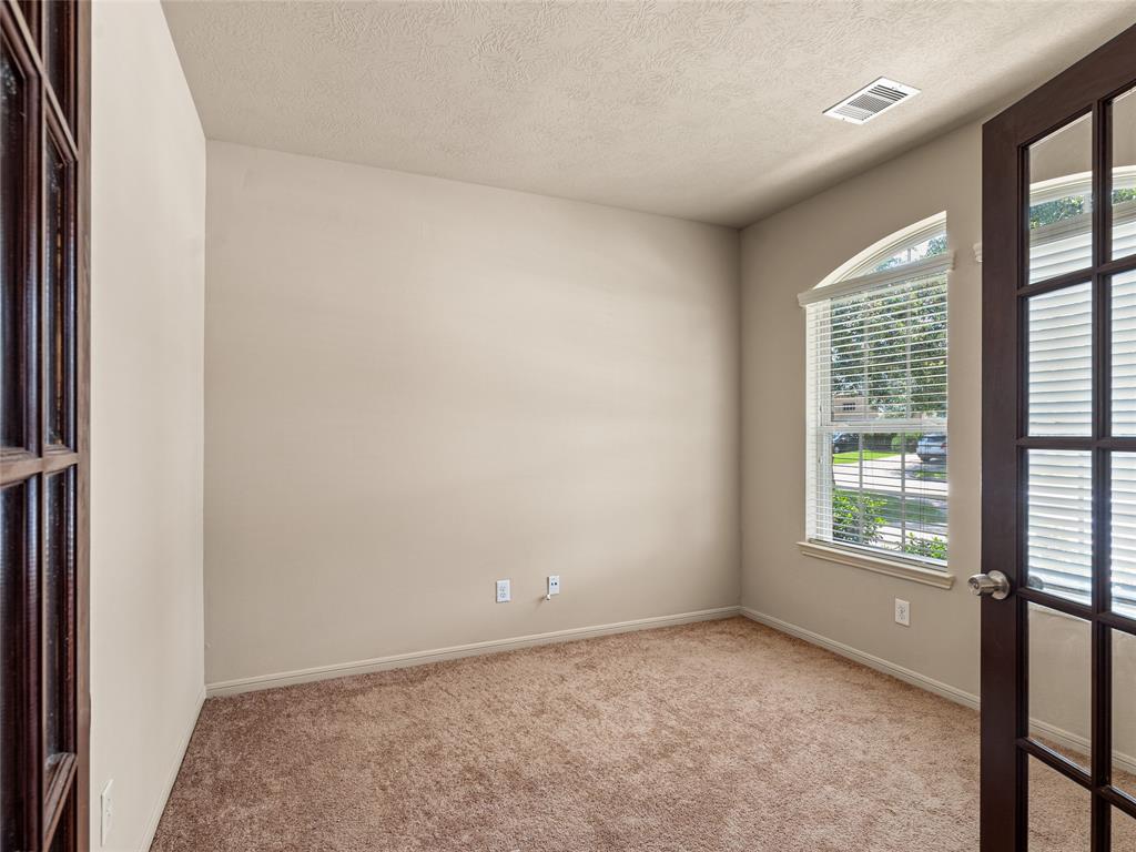 2513 Crestmoon Court, Houston, Texas image 11