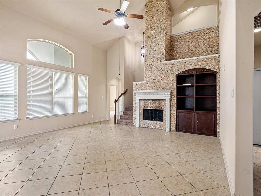 2513 Crestmoon Court, Houston, Texas image 16