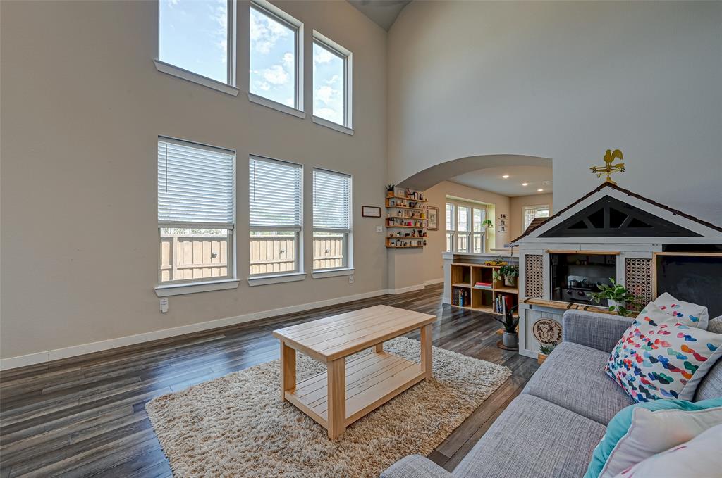 27017 Strake Lane