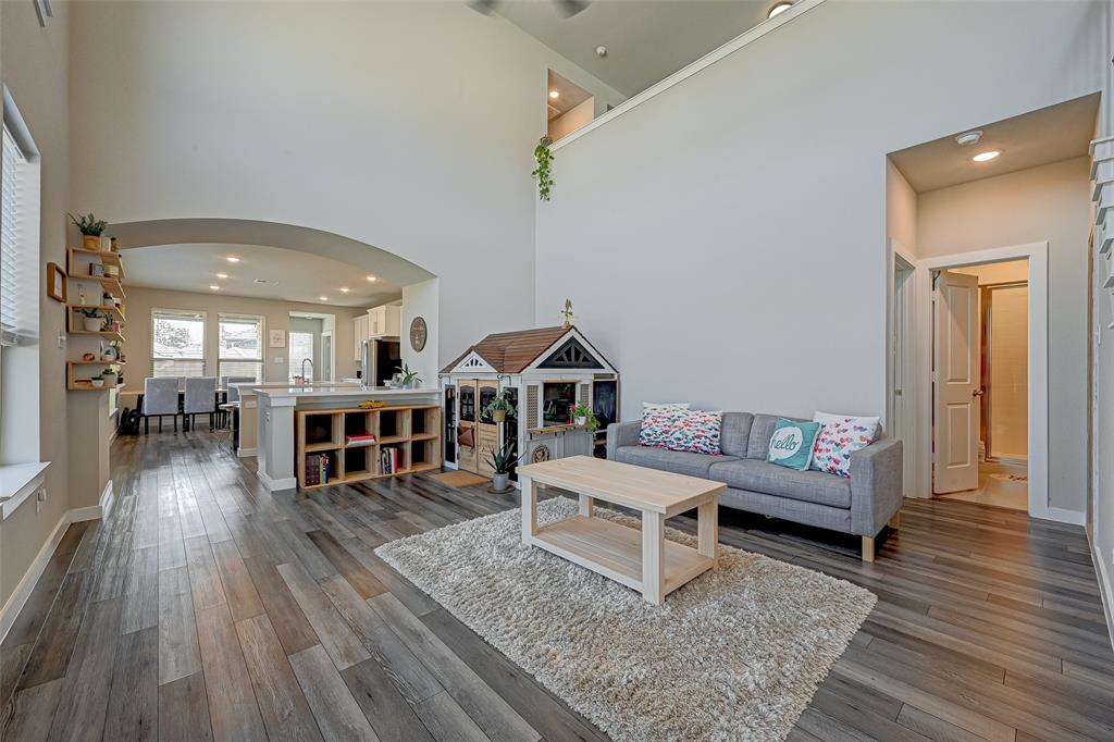27017 Strake Lane
