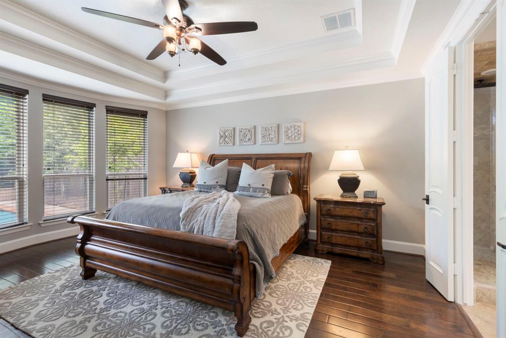 27 Wood Cove Drive, The Woodlands, Texas image 20