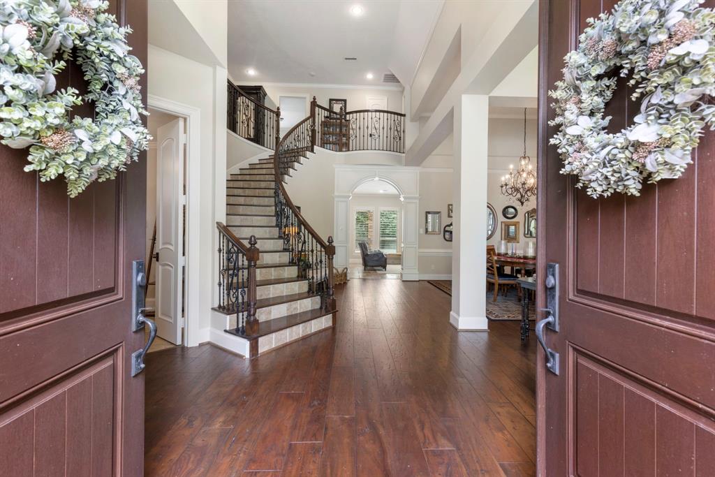 27 Wood Cove Drive, The Woodlands, Texas image 4