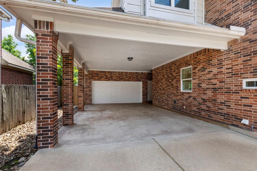 27 Wood Cove Drive, The Woodlands, Texas image 31
