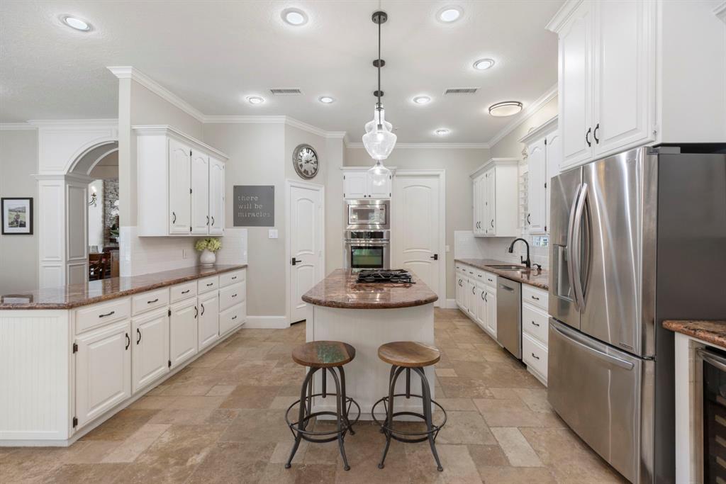 27 Wood Cove Drive, The Woodlands, Texas image 15