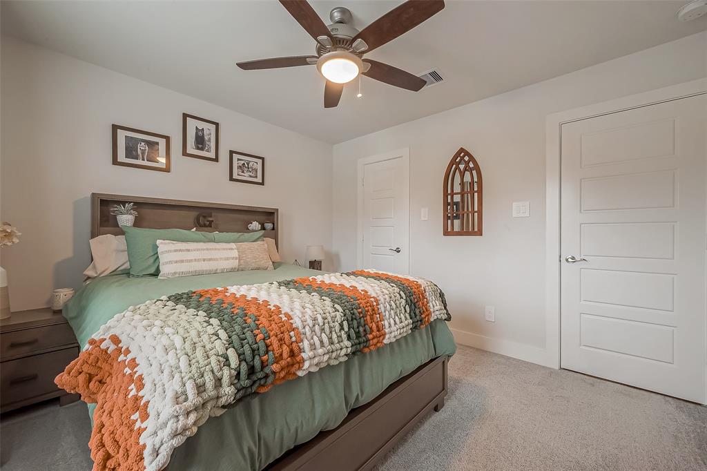 9817 N Goshawk Trail, Conroe, Texas image 30