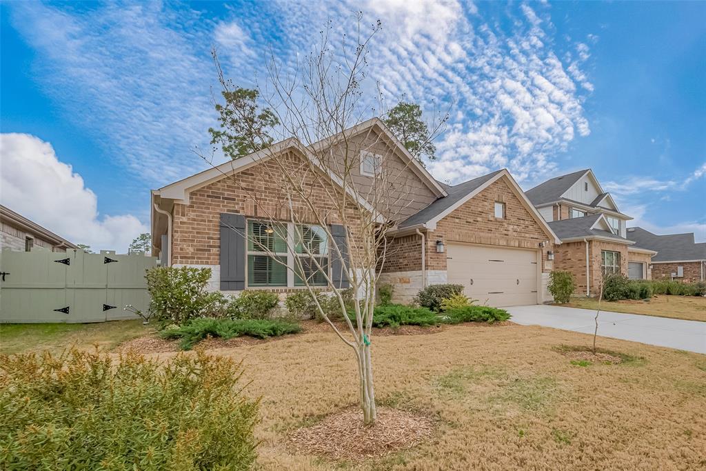 9817 N Goshawk Trail, Conroe, Texas image 42