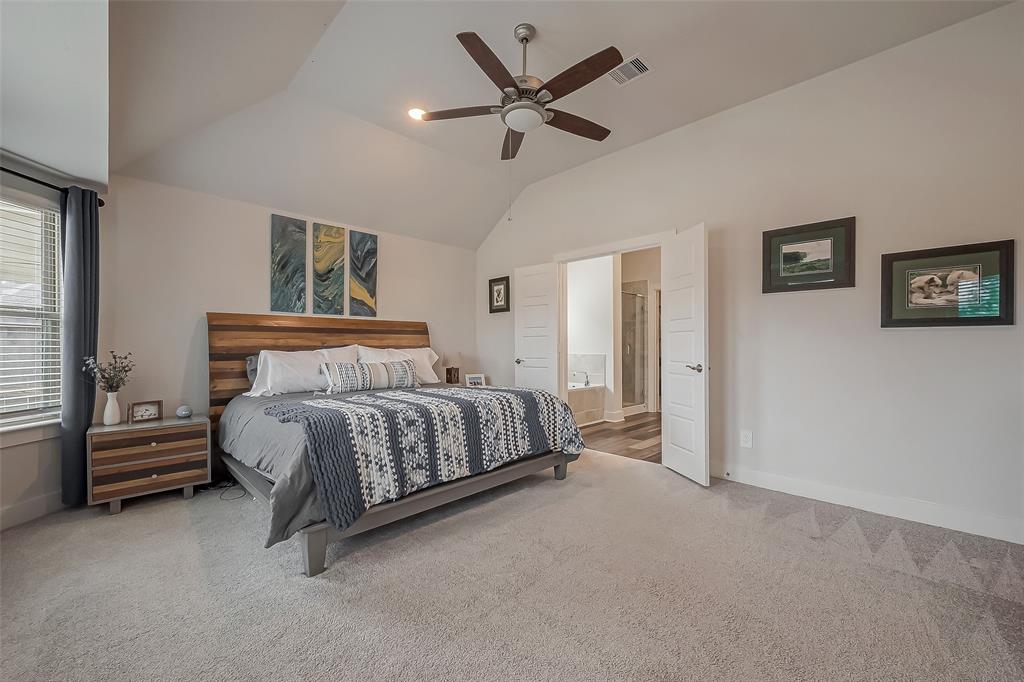 9817 N Goshawk Trail, Conroe, Texas image 21