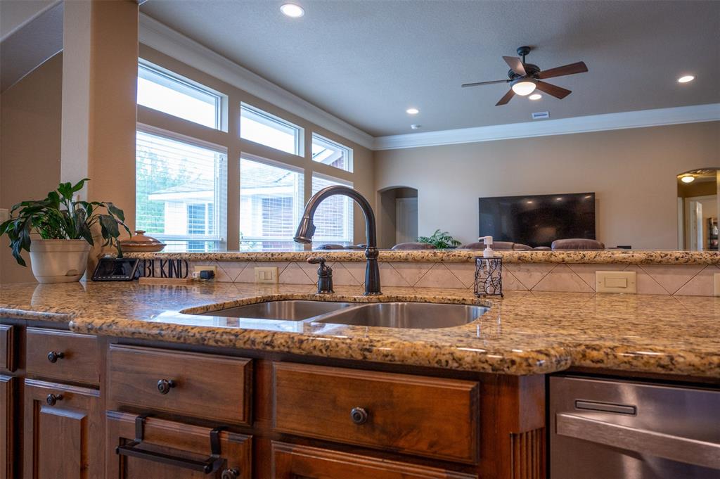 3210 Farm To Market 3065, Colmesneil, Texas image 35