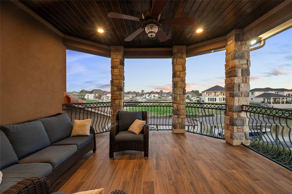 336 Twin Timbers Lane, Kemah, Texas image 33