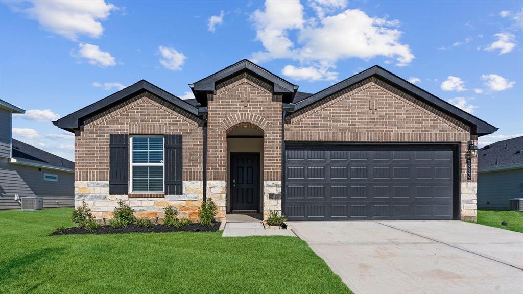 1402 Windom Court Way, Fresno, Texas image 2