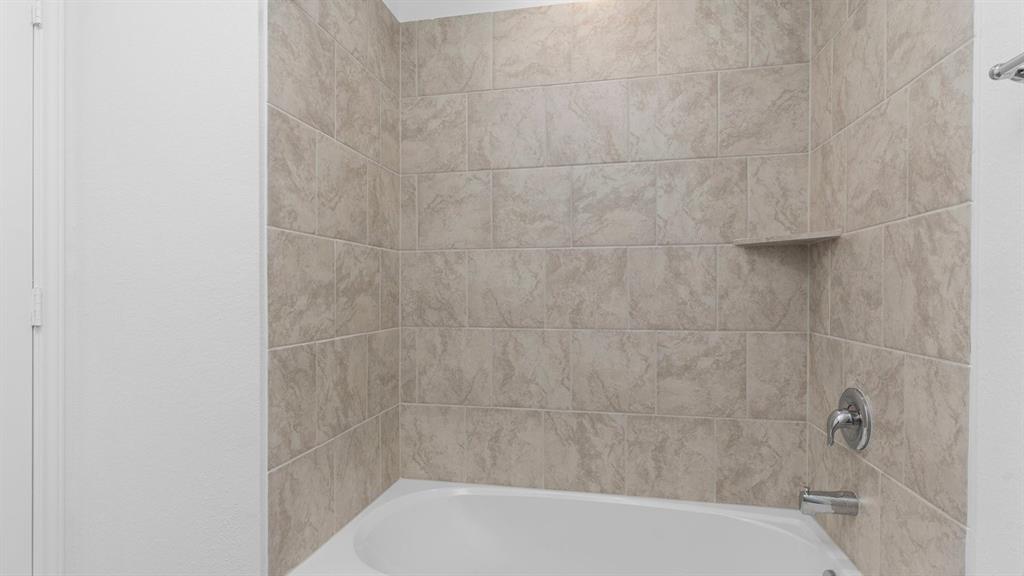 1402 Windom Court Way, Fresno, Texas image 7