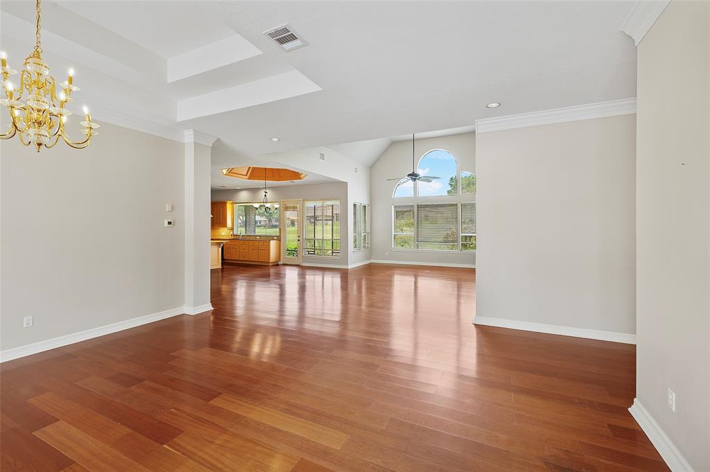 19 Greenview Street