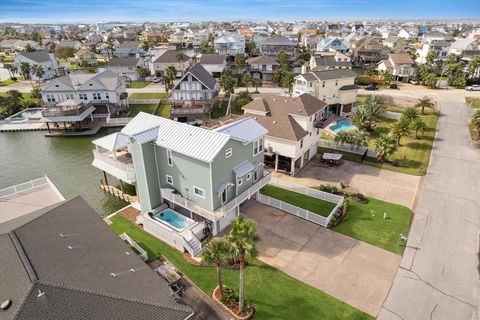 A home in Tiki Island