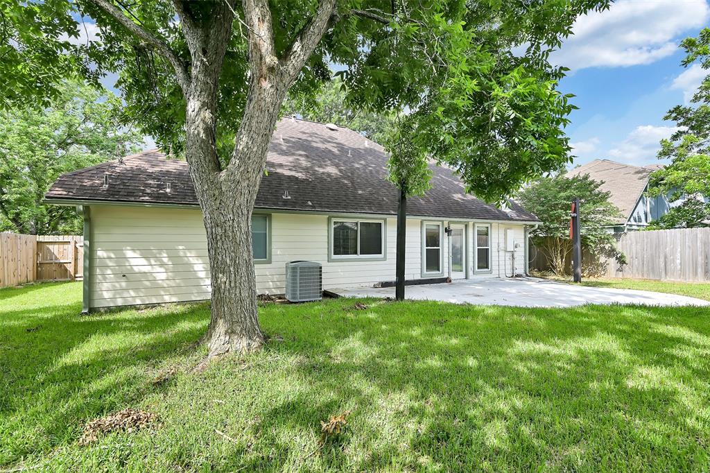 2909 Tower Bridge Court, Pearland, Texas image 18