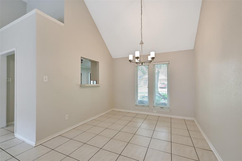 2909 Tower Bridge Court, Pearland, Texas image 4