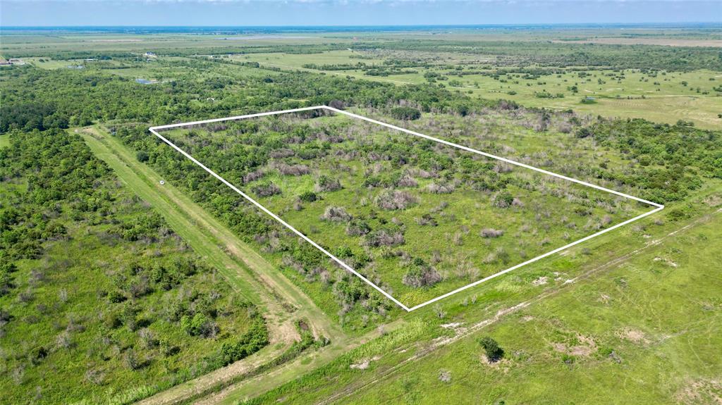 Burr Lane, Winnie, Texas image 3