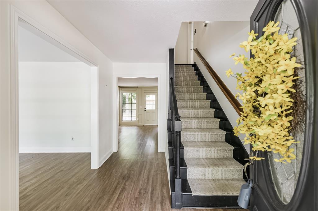 3315 Three Pines Drive, Kingwood, Texas image 4