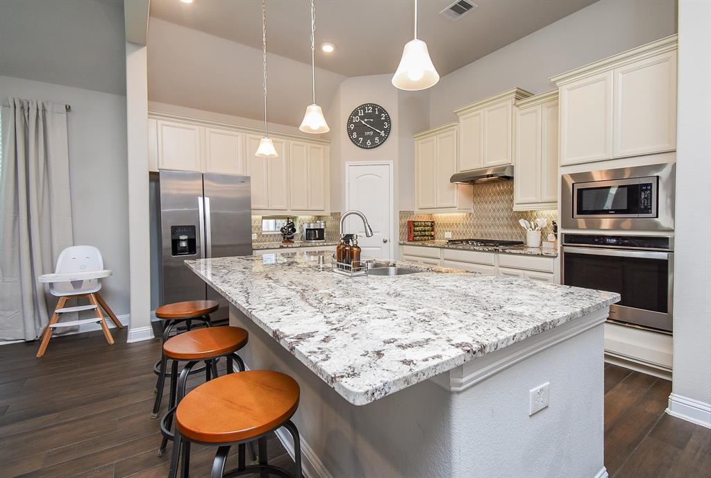 18273 Evanhale Bend Drive, Cypress, Texas image 13