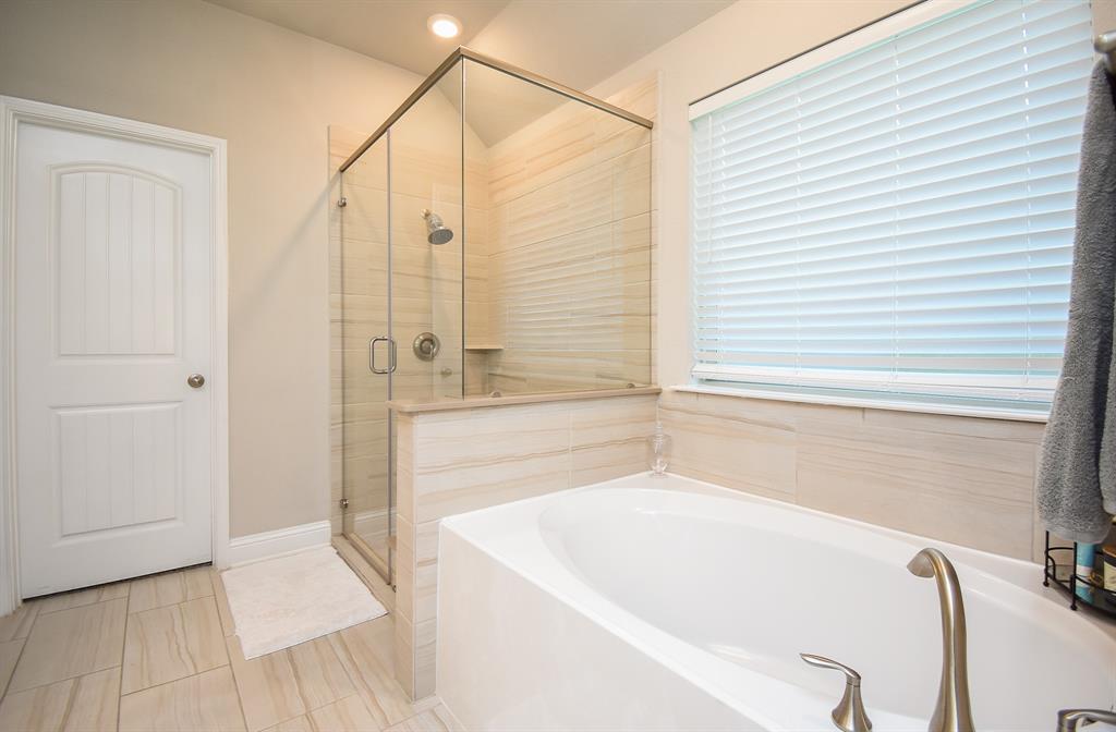 18273 Evanhale Bend Drive, Cypress, Texas image 19