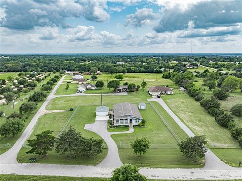 305-335 O'Malley Road Brenham TX 77833
