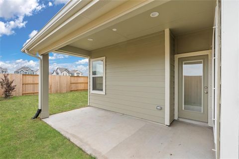 Townhouse in Iowa Colony TX 10018 Crescendo Way 20.jpg