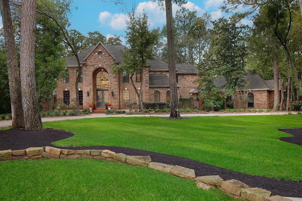 10 Misty Point, The Woodlands, Texas image 1